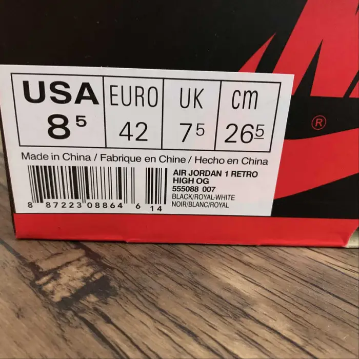 Air Jordan 1 Retro High OG 2017 Royal Blue 555088-007  EFAFA45