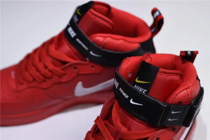 Nike Air Force 1 Mid `07 LV8 