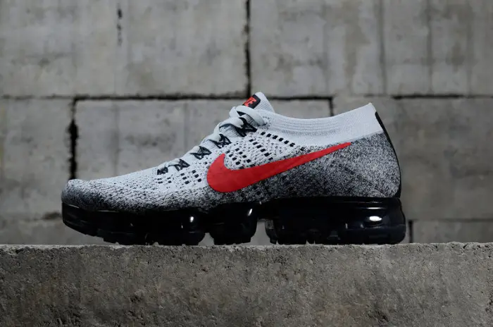 Nike VaporMax Grey Red Black EBF919