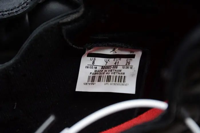 Jordan 1 Retro High OG Defiant Couture 