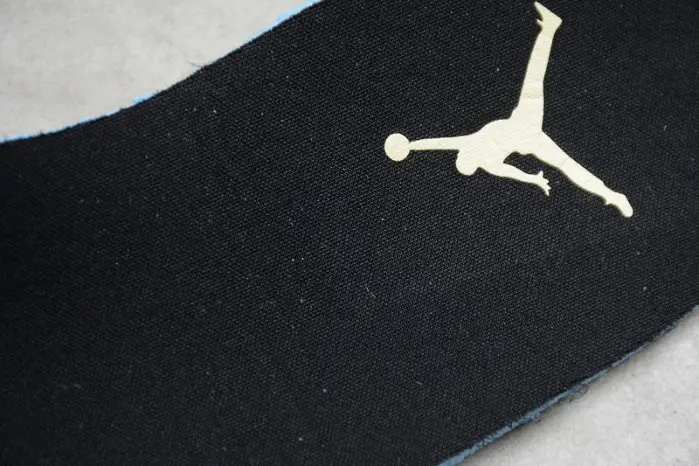 Air Jordan 4 Mushroom 