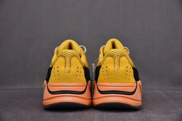 adidas Yeezy Boost 700 Sun CBFDD896