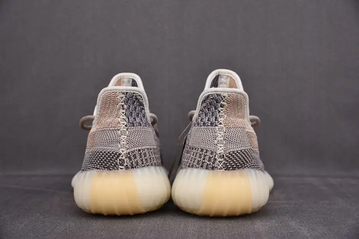 Yeezy Boost 350 V2 Ash Pearl BECE194