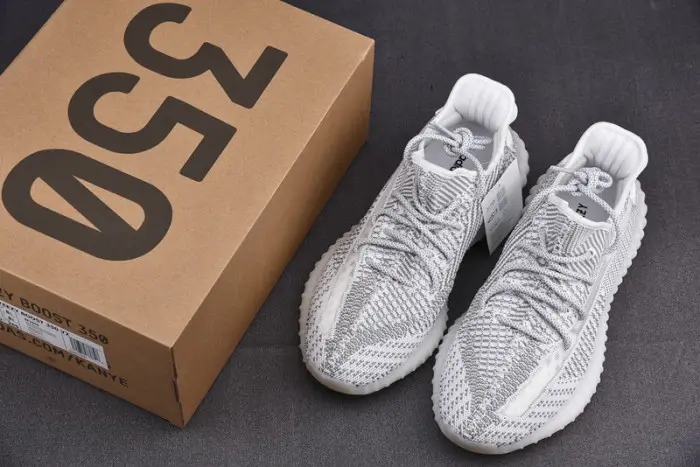 2018 adidas Yeezy Boost 350 V2 Static “Non-Reflective” 