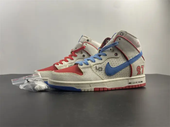 ISHOD WAIR X MAGNUS WALKER X NIKE SB DUNK HIGH DCF121