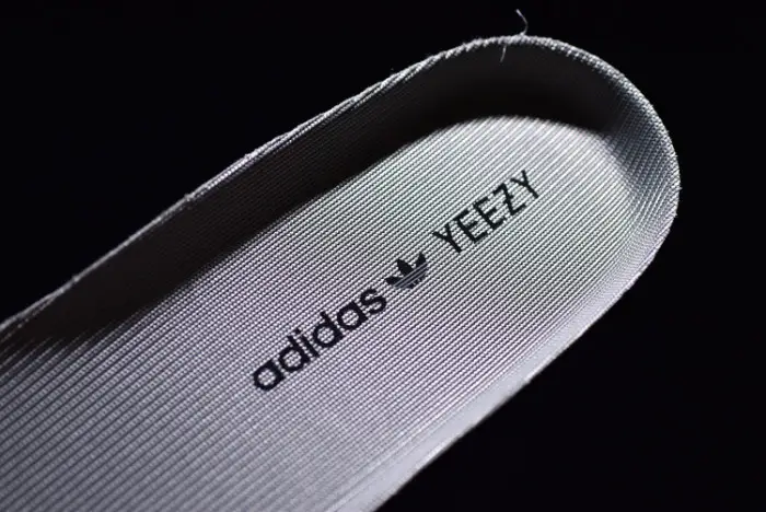 adidas Yeezy Boost 350 v2 Beluga Solar Red 