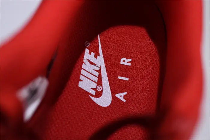 Air Force 1 Low Utility RED AJ7747-600 