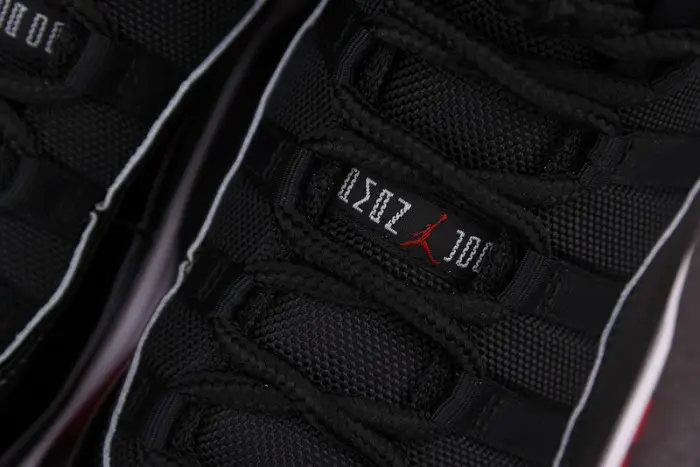 Air Jordan 11 Bred 2019 