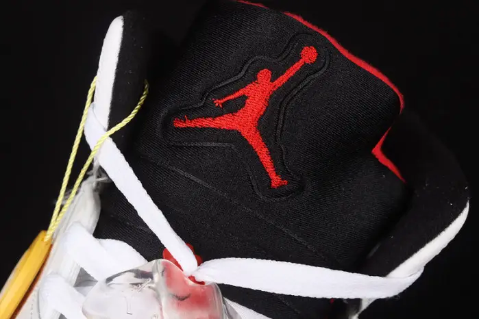 AIR JORDAN 5 RETRO "WHITE CEMENT" mens 