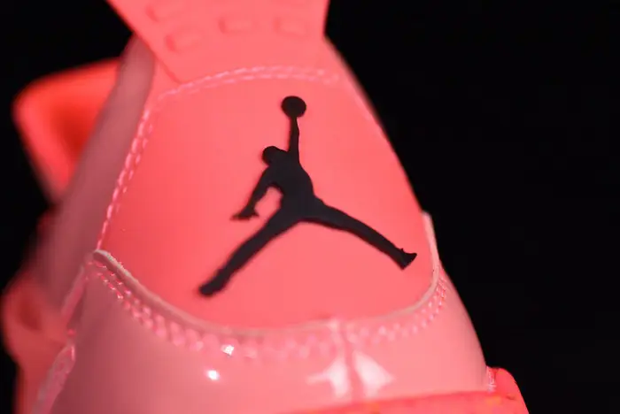 Air Jordan 4 NRG Hot Punch 