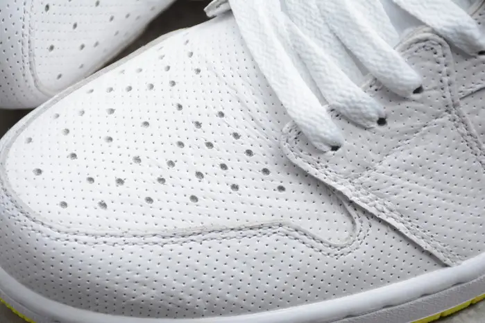 Air Jordan 1 First Class Flight 