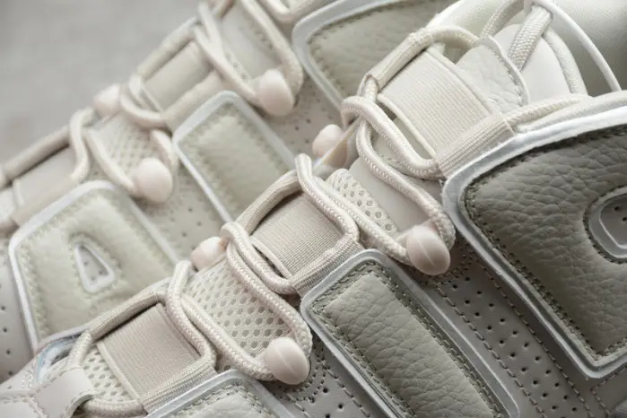Nike Air More Uptempo “Light Bone” white 