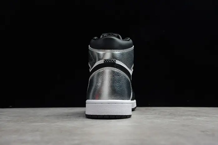 Air Jordan 1 Silver Toe 