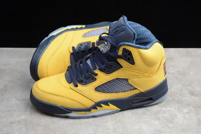Air Jordan 5 Retro SP 'Michigan' 