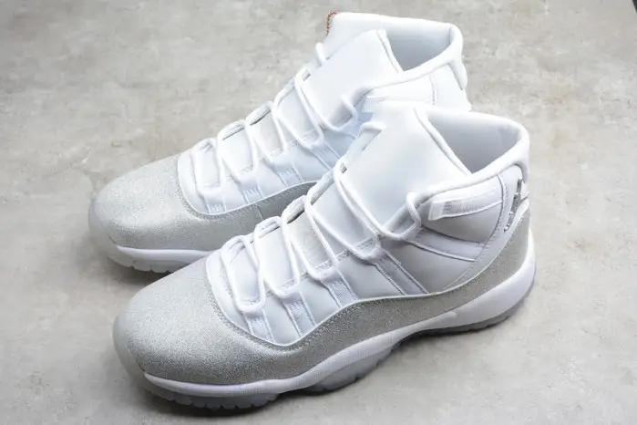 AIR Jordan 11 White Metallic Silver Vast Grey 