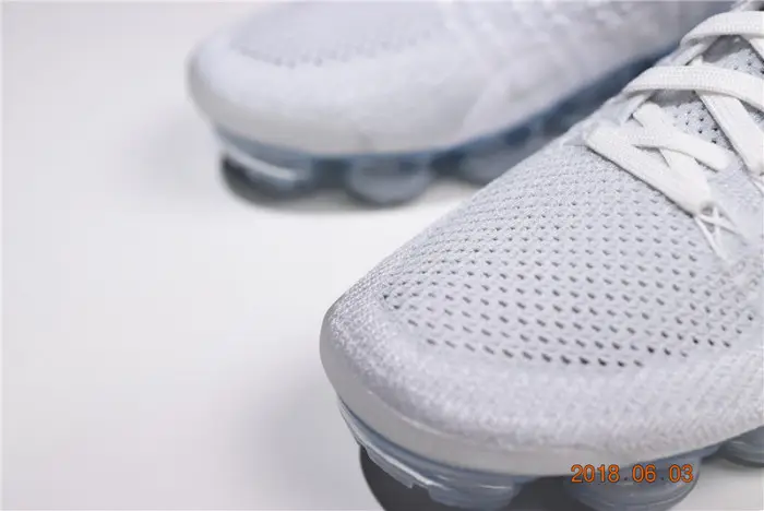 Nike Air VaporMax 2.0 Triple White 