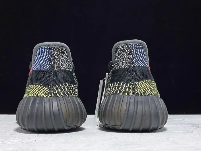 Adidas Yeezy 350 V2 Yecheil CCDE1056