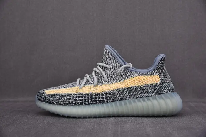 adidas Yeezy Boost 350 V2 "Ash Blue" EAEFE156