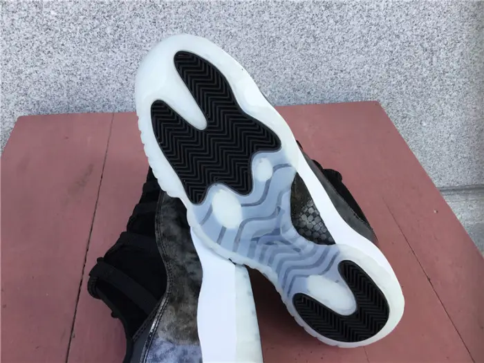 AIR JORDAN 11 RETRO LOW BG  "BARON" 
