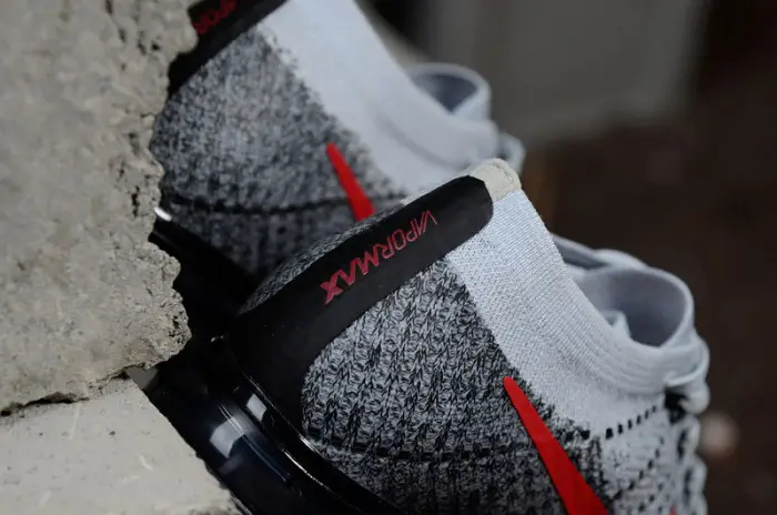 Nike VaporMax Grey Red Black EBF919