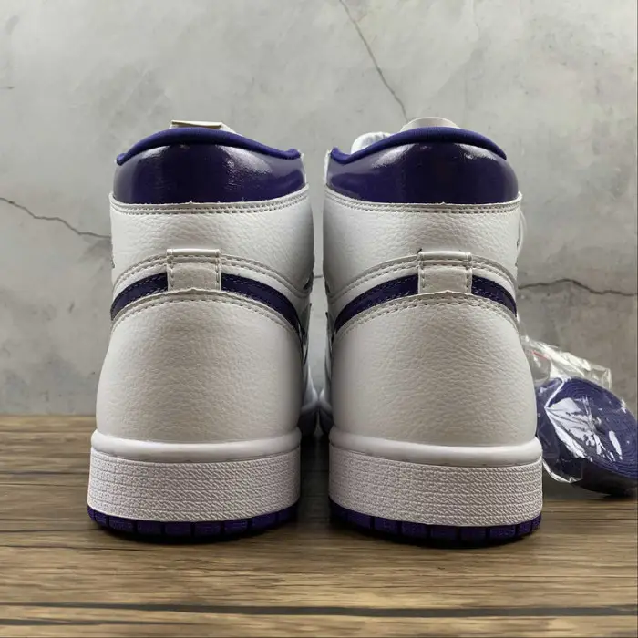 Air Jordan 1 WMNS “Court Purple” 