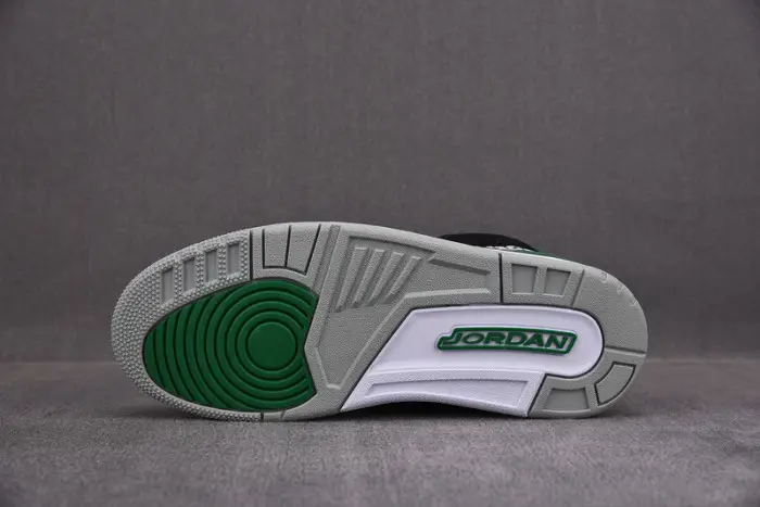 AIR JORDAN 3 “PINE GREEN” 