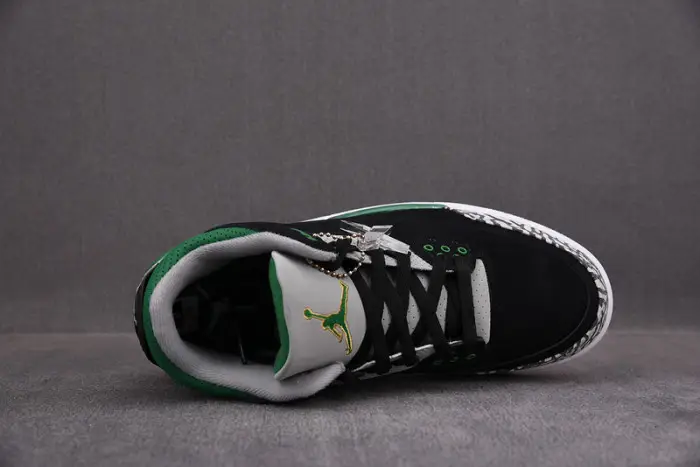 AIR JORDAN 3 “PINE GREEN” 