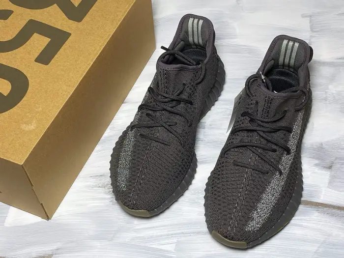 adidas Yeezy Boost 350 V2 Cinder REFLECTIVE 