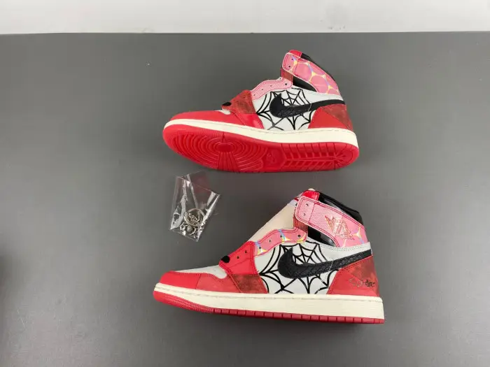 Air Jordan 1 High OG “Next Chapter”SPIDEr 2.0-DV1748-601 