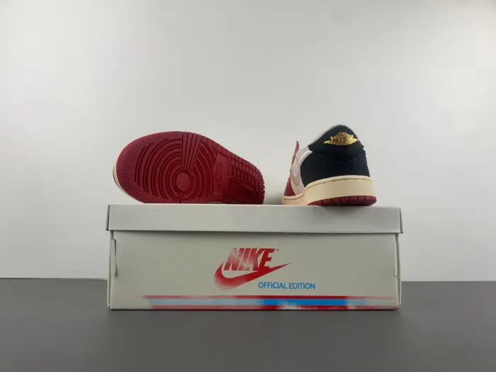 Trophy Room x Air Jordan 1 Low OG -HV6157-100 