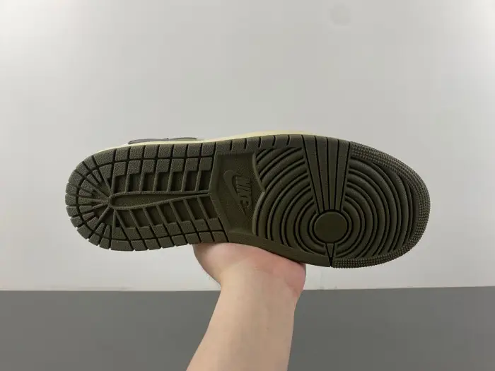Travis Scott x Air Jordan 1 Low OG-DM7866-200 