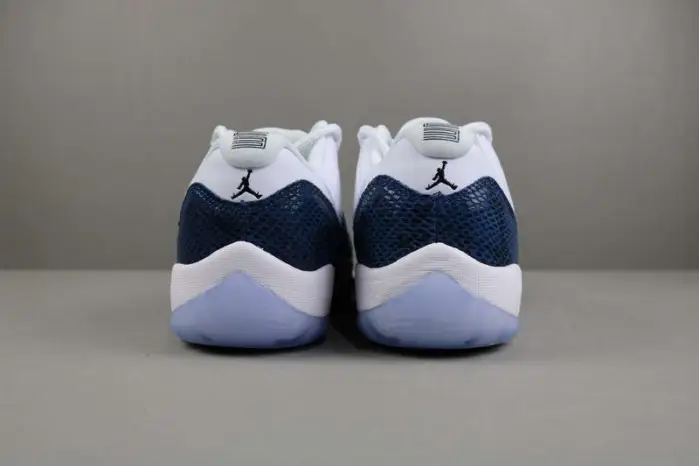 Air Jordan 11 Low 'Blue Snakeskin' 