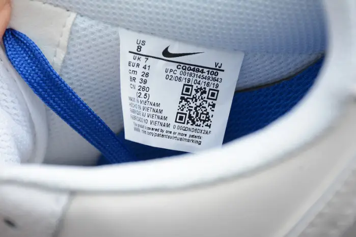Uninterrupted Nike Air Force 1 Low 
