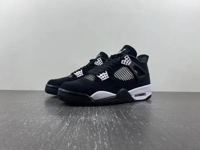 AIR JORDAN 4 RETRO 'WHITE THUNDER  FAABB1975