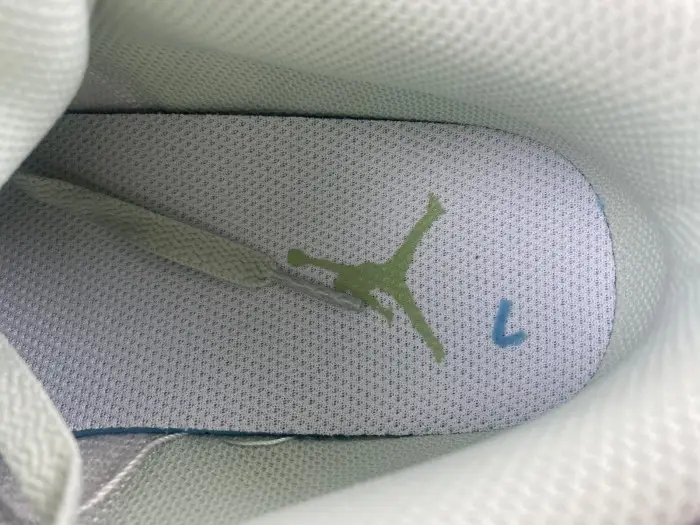Air Jordan 1 Low “Light Green”-FN5214-131 