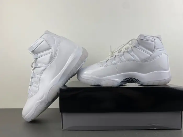 COMME des GARÇONS x Air Jordan 11 Pack Expected Fall-IV7639-100 