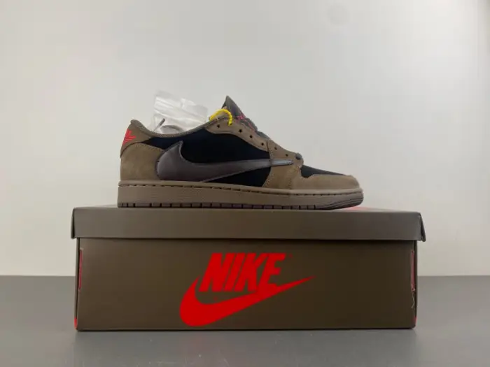 Travis Scott x Air Jordan 1 Low -CQ4277-001 