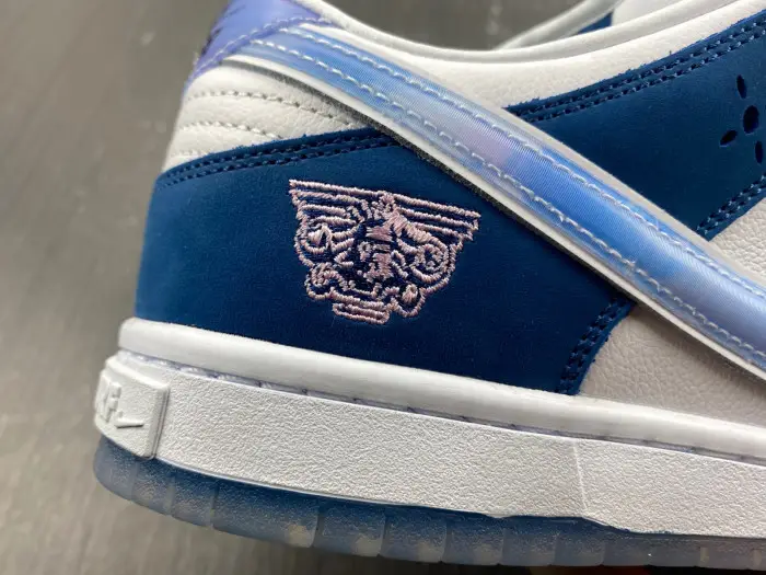 Nike SB Dunk Low Born X Raised One Block At A Time-FN7819-400 