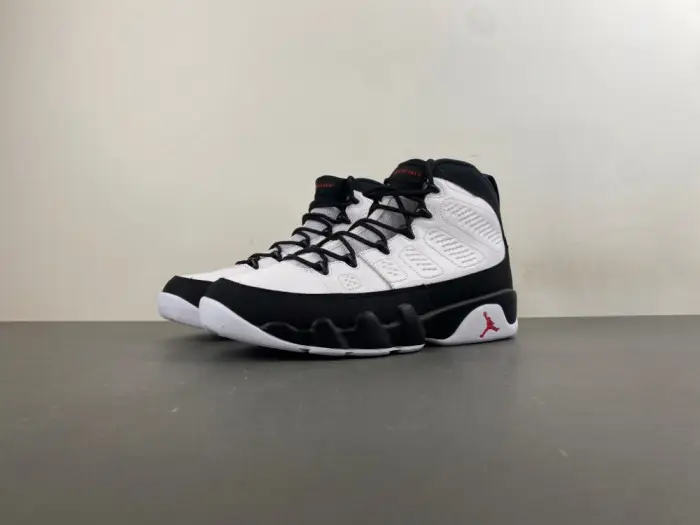 Air Jordan 9 
