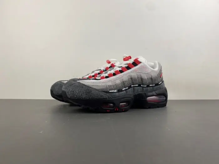Undefeated x Air Max 95-IB4523-003  FFDD1906