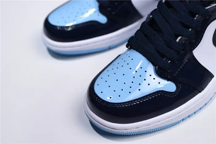 Air Jordan 1 UNC Patent Leather 