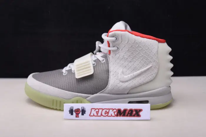 NIKE AIR YEEZY 2 PURE PLATINUM Wolf Grey mens ABAFF1222