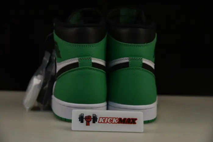 Jordan 1 Retro High OG Lucky Green- 