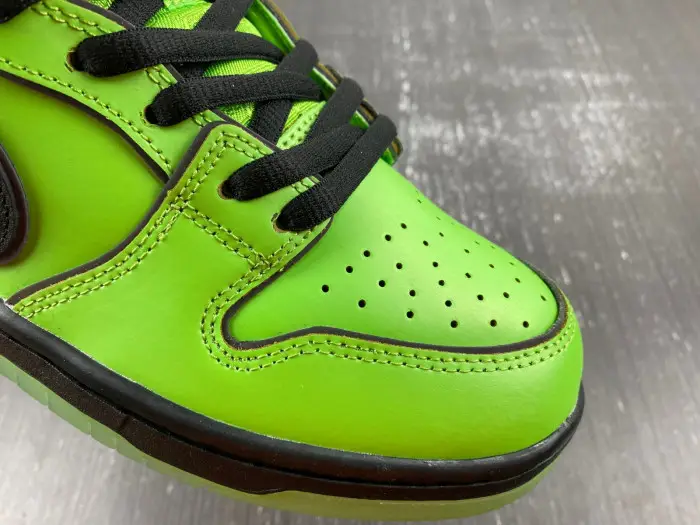 Nike SB Dunk Low The Powerpuff Girls Buttercup-c 