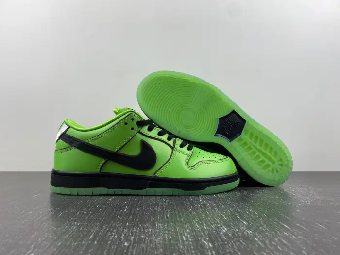Nike SB Dunk Low The Powerpuff Girls Buttercup-c 