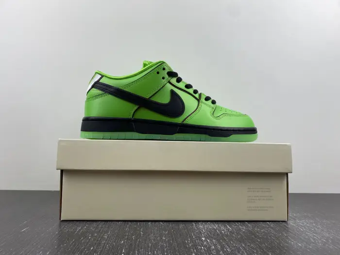 Nike SB Dunk Low The Powerpuff Girls Buttercup-c 