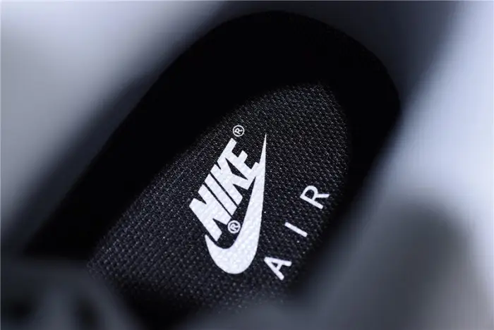 Nike Air Force 1 Mid `07 LV8 