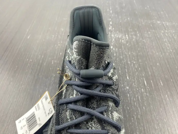 adidas Yeezy Boost 350 V2 -888888 