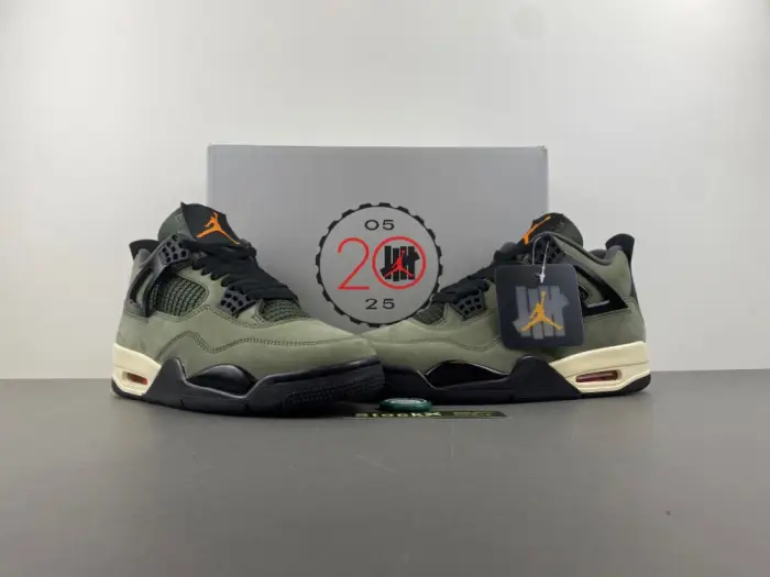 UNDEFEATED x Air Jordan 4 OG-IB1519-200 