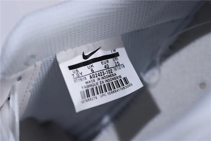 Nike Air Force 1 07 White Red 